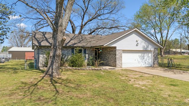 10277 E 2nd Street, Claremore, OK 74019