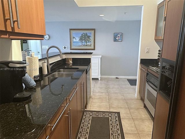 2080 S OCEAN DRIVE LPH06, Hallandale Beach, FL 33009