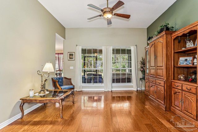 1638 Monet Dr, Gulf Breeze, FL 32563