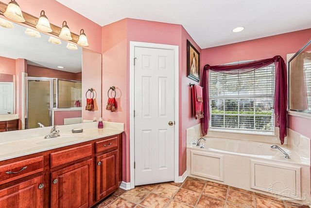 1638 Monet Dr, Gulf Breeze, FL 32563