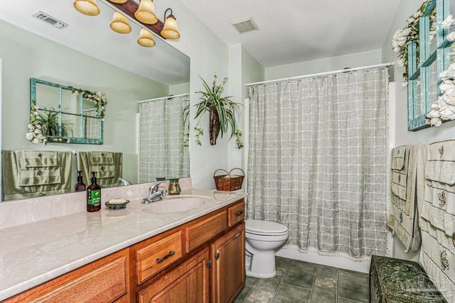 1638 Monet Dr, Gulf Breeze, FL 32563