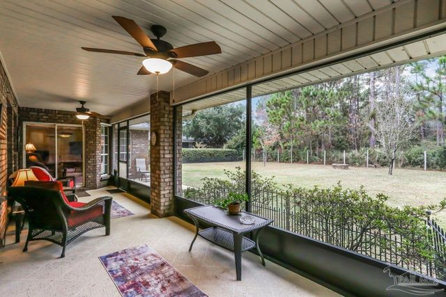 1638 Monet Dr, Gulf Breeze, FL 32563