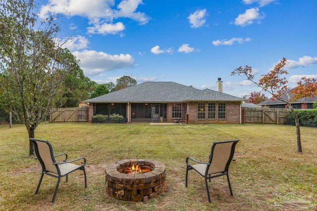 1638 Monet Dr, Gulf Breeze, FL 32563