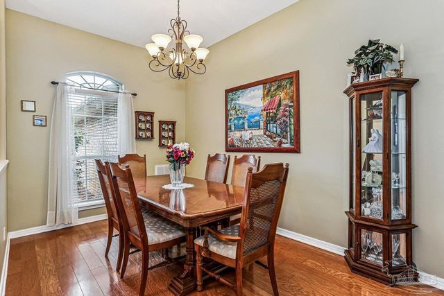 1638 Monet Dr, Gulf Breeze, FL 32563