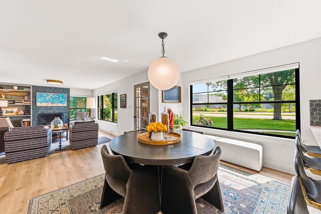 7137 N Santa Monica BOULEVARD, Fox Point, WI 53217
