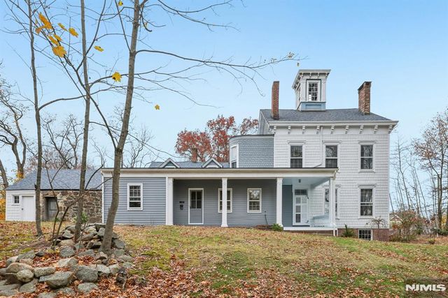 142 Island Road, Mahwah, NJ 07430