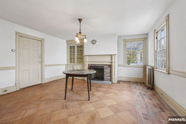 142 Island Road, Mahwah, NJ 07430