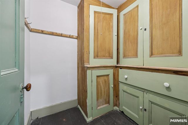 142 Island Road, Mahwah, NJ 07430