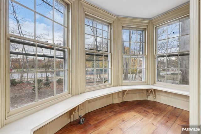 142 Island Road, Mahwah, NJ 07430