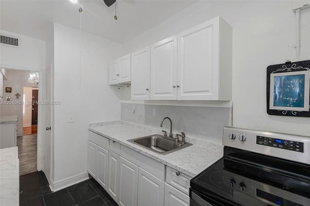 259 NE 111th St, Miami, FL 33161