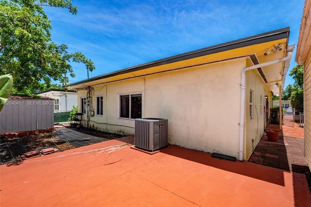 259 NE 111th St, Miami, FL 33161