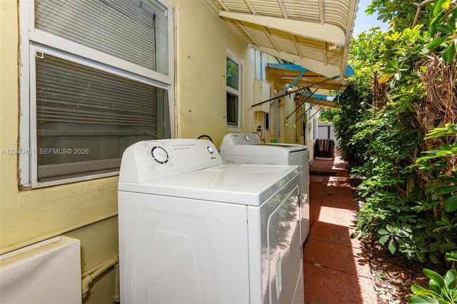 259 NE 111th St, Miami, FL 33161