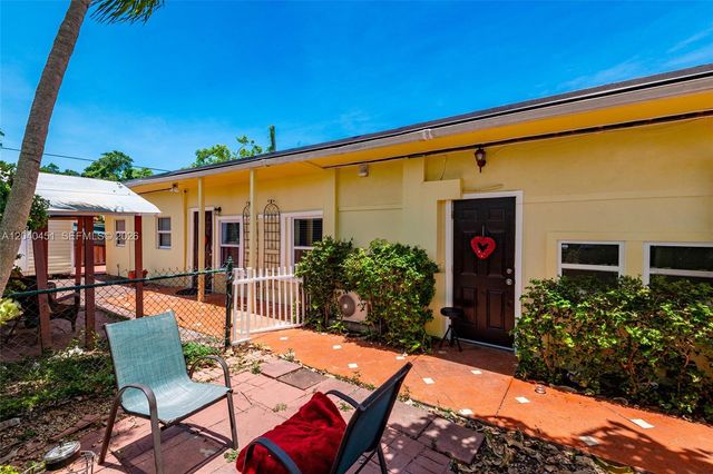 259 NE 111th St, Miami, FL 33161
