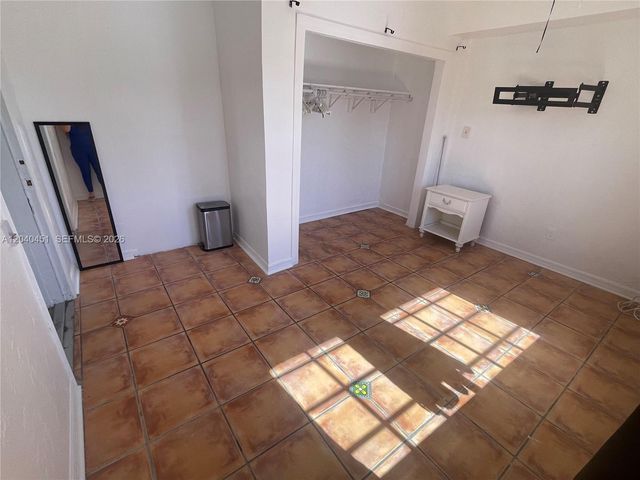 259 NE 111th St, Miami, FL 33161