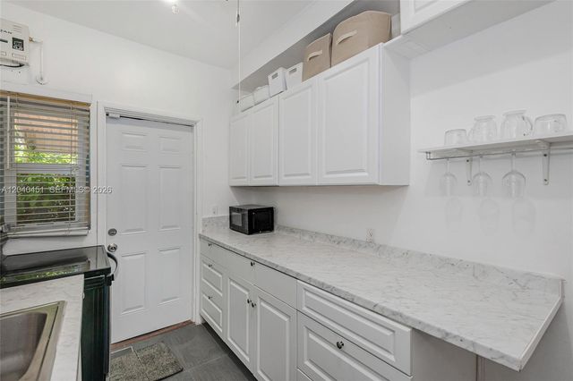 259 NE 111th St, Miami, FL 33161