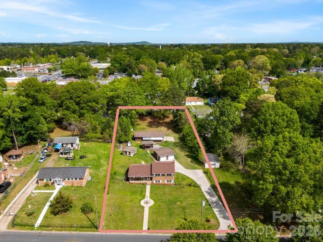 2200 Simmons Street, Gastonia, NC 28052