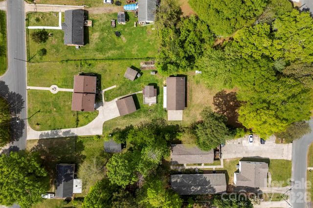 2200 Simmons Street, Gastonia, NC 28052