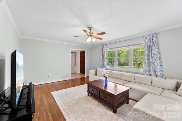 2200 Simmons Street, Gastonia, NC 28052