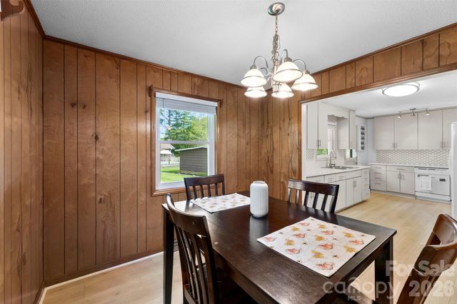 2200 Simmons Street, Gastonia, NC 28052