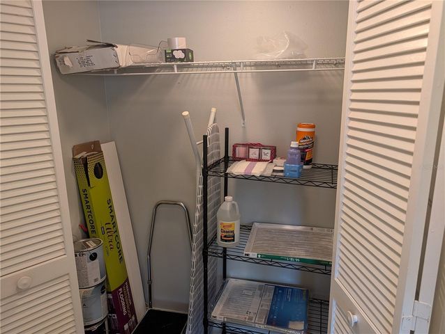 209 MARY DRIVE 7, Oldsmar, FL 34677