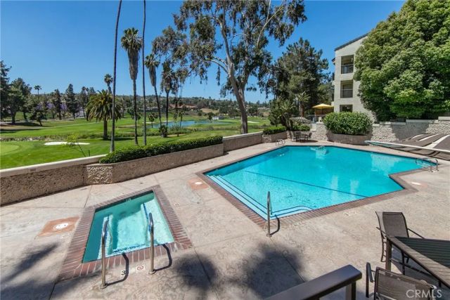 5555 Canyon Crest 2G, Riverside, CA 92507