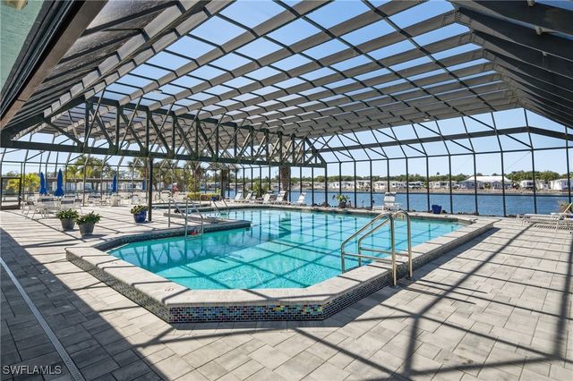 26 Bass LN, Naples, FL 34114