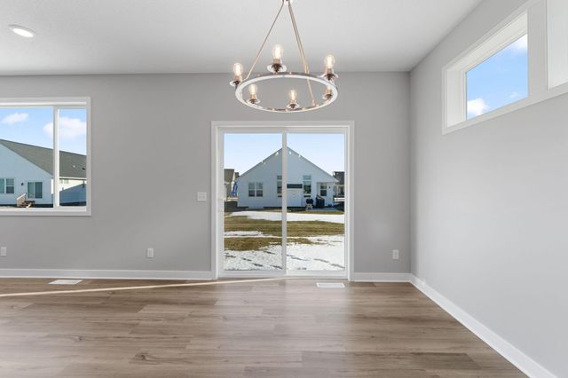 2173 Westpointe Drive, Hastings, MN 55033