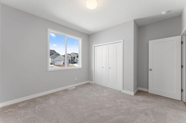 2173 Westpointe Drive, Hastings, MN 55033
