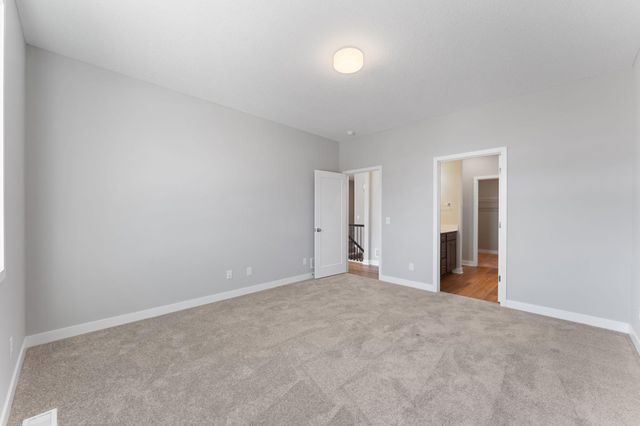 2173 Westpointe Drive, Hastings, MN 55033
