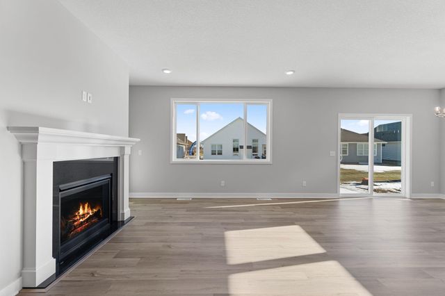 2173 Westpointe Drive, Hastings, MN 55033