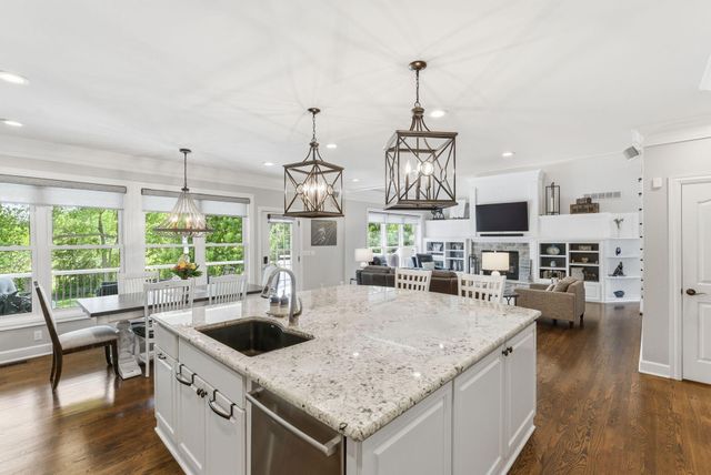 102 Cherry Hill Drive, Georgetown, KY 40324