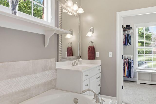 102 Cherry Hill Drive, Georgetown, KY 40324