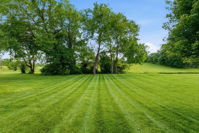 102 Cherry Hill Drive, Georgetown, KY 40324
