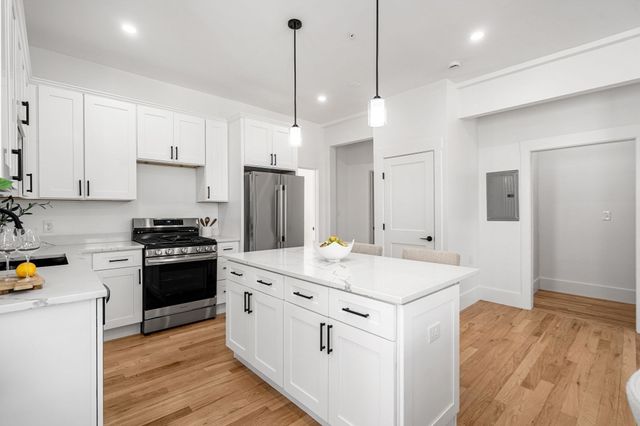 151 Townsend 2, Boston, MA 02121
