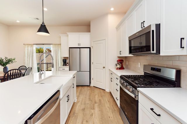 21 Cinnamon Ct, Mount Juliet, TN 37122