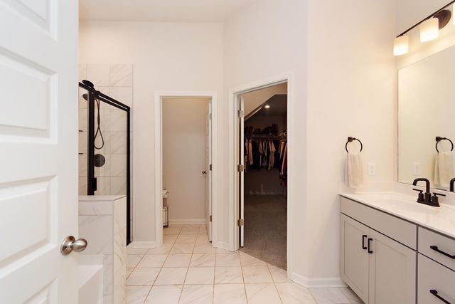 21 Cinnamon Ct, Mount Juliet, TN 37122