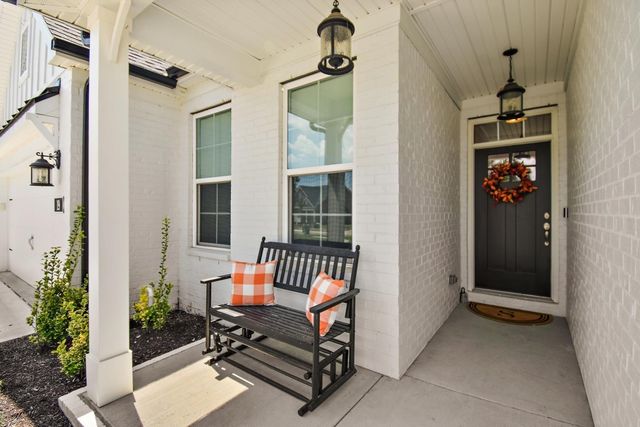 21 Cinnamon Ct, Mount Juliet, TN 37122