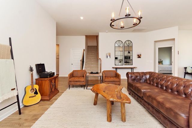 21 Cinnamon Ct, Mount Juliet, TN 37122