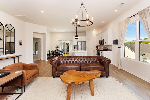 21 Cinnamon Ct, Mount Juliet, TN 37122