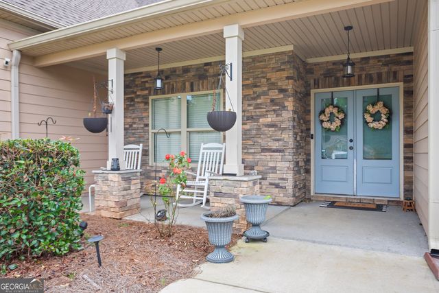 198 Austin Storey Circle, Newnan, GA 30263