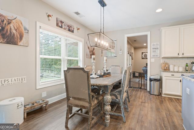 198 Austin Storey Circle, Newnan, GA 30263