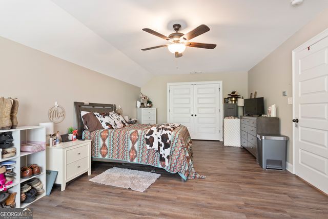 198 Austin Storey Circle, Newnan, GA 30263