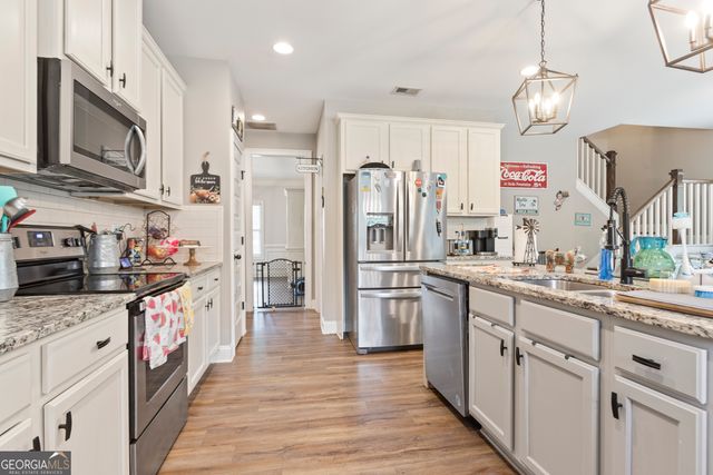 198 Austin Storey Circle, Newnan, GA 30263