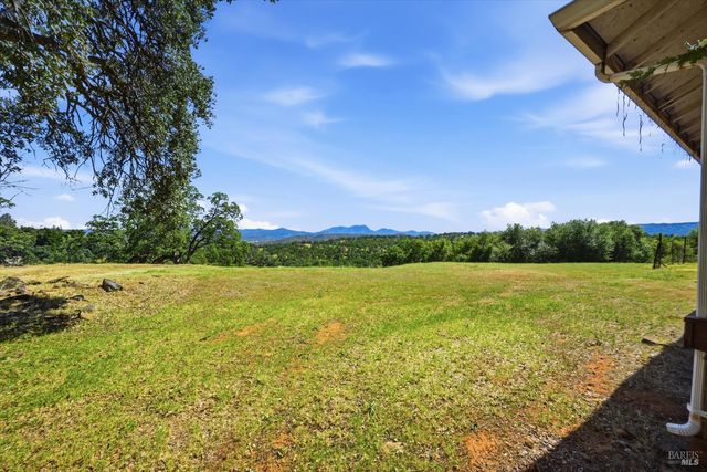 16965 Spruce Grove Rd, Hidden Valley Lake, CA 95467