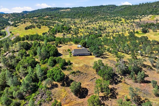 16965 Spruce Grove Rd, Hidden Valley Lake, CA 95467