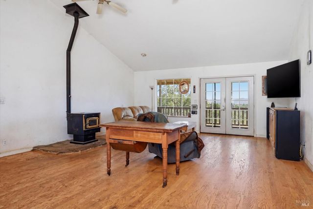 16965 Spruce Grove Rd, Hidden Valley Lake, CA 95467