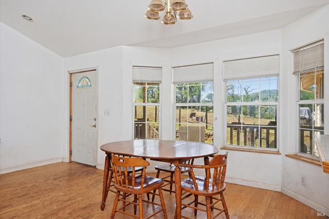 16965 Spruce Grove Rd, Hidden Valley Lake, CA 95467