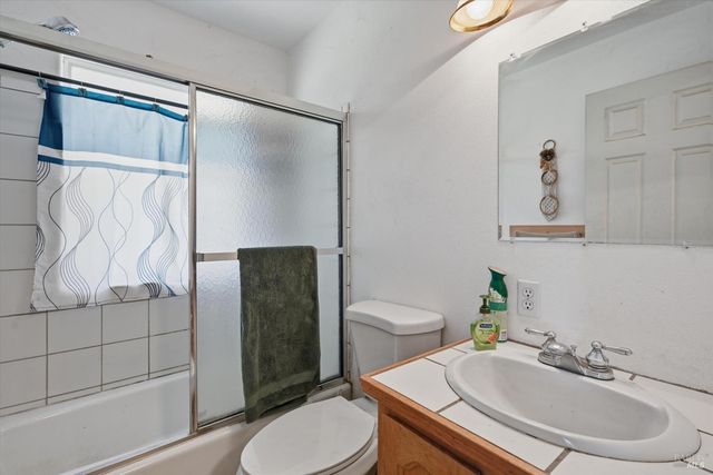 16965 Spruce Grove Rd, Hidden Valley Lake, CA 95467
