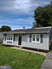 147 PIANO DR, Newark, DE 19713