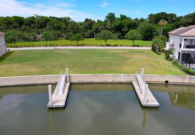 318 HARBOR VILLAGE POINT N, Palm Coast, FL 32137